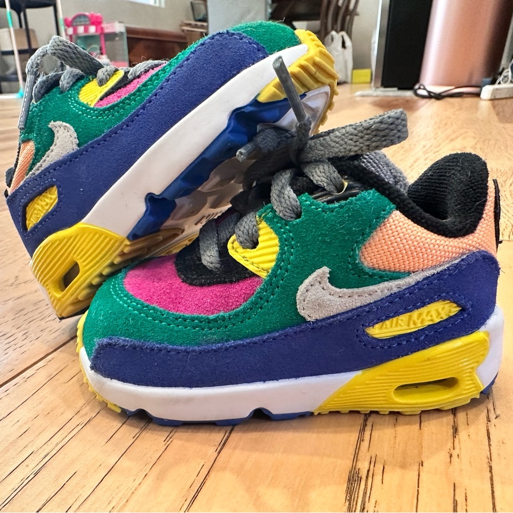 TODDLER•nike AIR MAX 90 QS BT• size 5c•UNISEX•